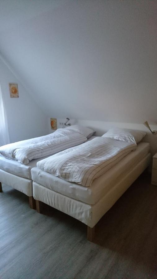 Ferienwohnung Niemeyer Oldenburg Esterno foto